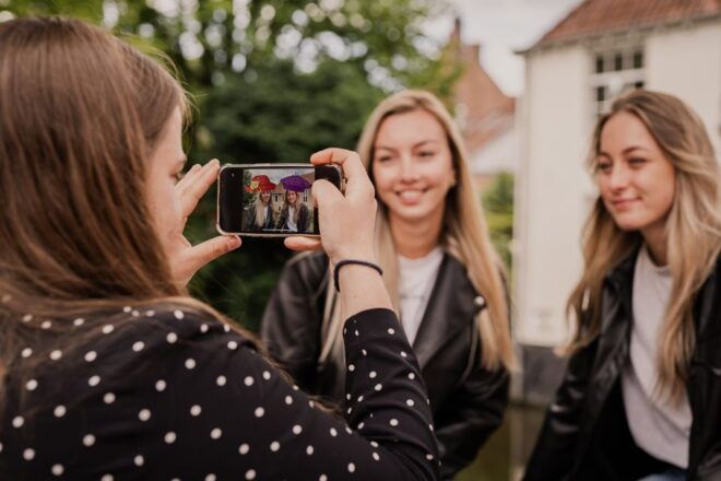 Bolsward: Escape Tour - Self Guided Citygame - Participant and Date Selection