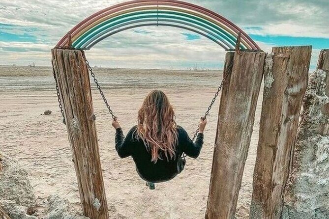 Bombay Beach Salton Sea and Salvation Mountain Guided Art Tour - Transportation and Group Size