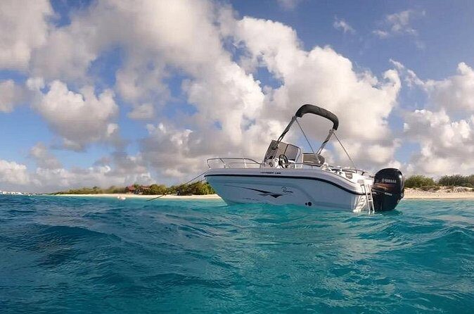 Bonaire Full Day Boat Rental Voyager 19 - Who Should Consider This?