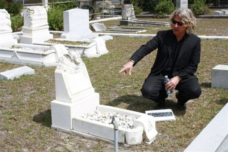 Bonaventure Cemetery: Private Tour With Shannon Scott - Tour Details and Highlights
