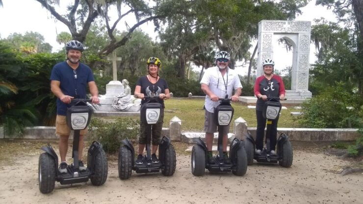 Bonaventure Cemetery Segway Tour - Language and Highlights