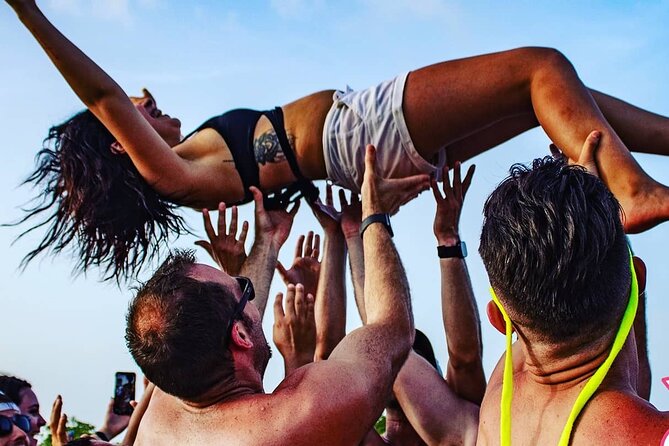 Bonbon Reggaeton Boat Party in Cancun - Overview and Activities