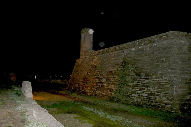 Bones Under Us, Ghost Tour With Archeology - Real Archaeological Finds