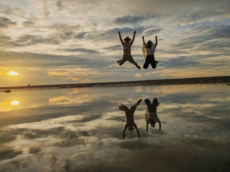 Bongawan/Binsuluk Mangrove Cruise, Mirror Beach & Firefly - Mirror Beach and the sunset gamble