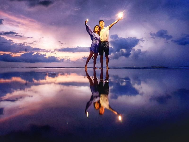 Bongawan Mangrove River Cruise & Fireflies with Infinity Dream Beach Sunset Tour - Dream Beach at sunset: the photo stop
