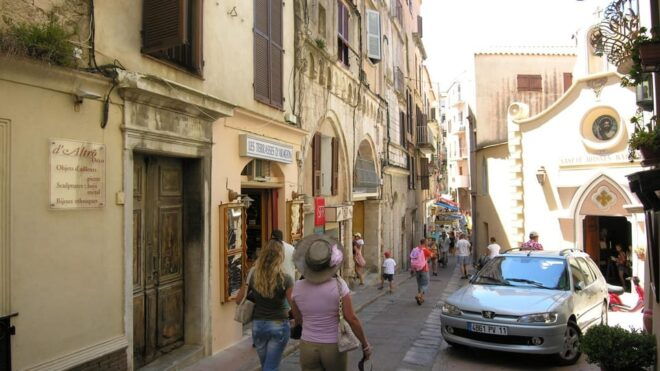 BONIFACIO - CORSICA: A TRIP FROM SARDINIA - Included Services