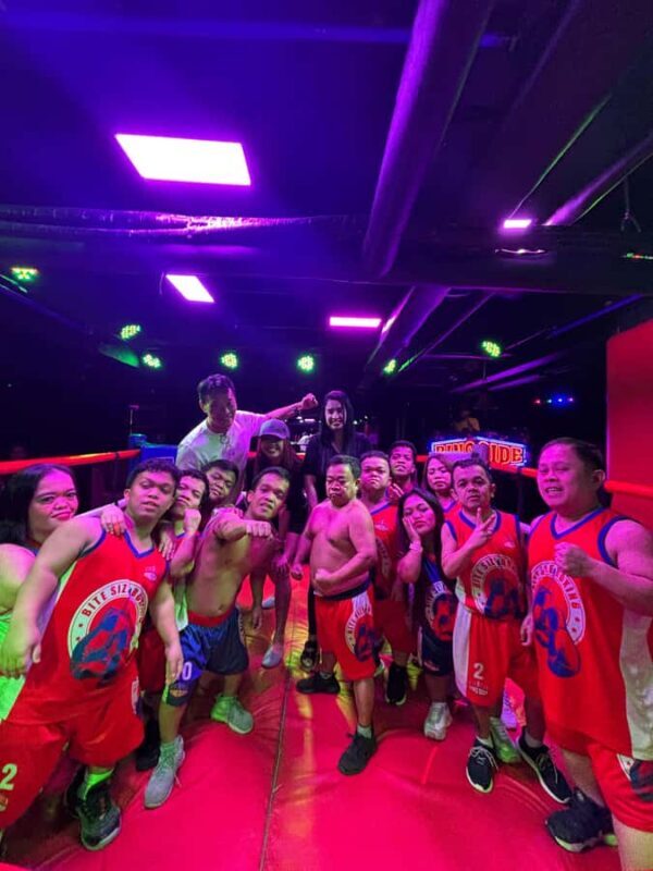 Bonifacio global city and Makati barhopping night life tour - Who Should Consider This Nightlife Tour?