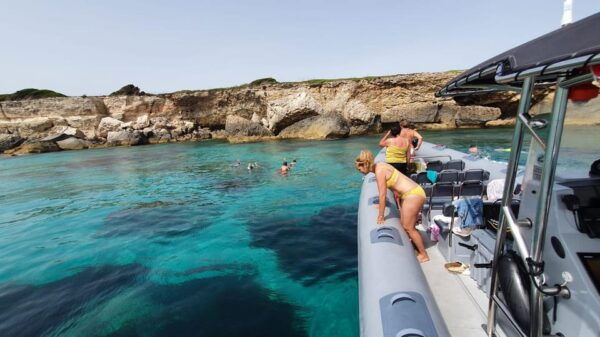 Bonifacio: Lavezzi Islands and Caves Guided Tour - Booking and Cancellation Policy