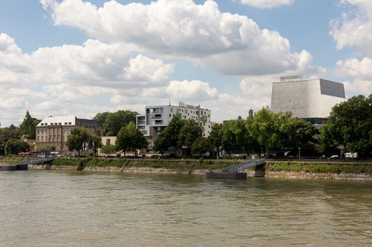Bonn: Evening Sightseeing Cruise on the Rhine River - Key Points