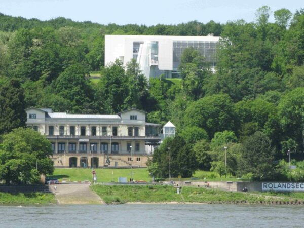 Bonn Regio Welcomecard With Guidebook - Common Questions