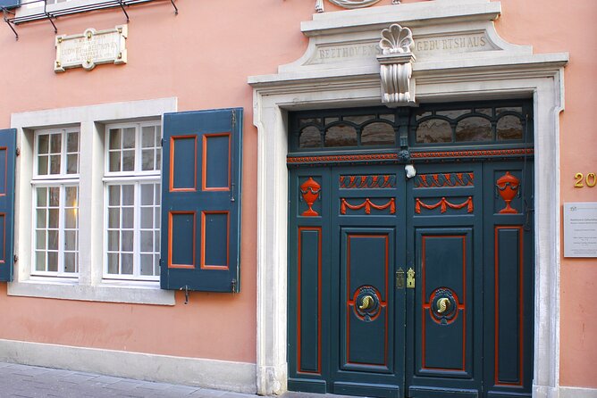 Bonn Scavenger Hunt and Sights Self-Guided Tour - Meeting Point and Start Time