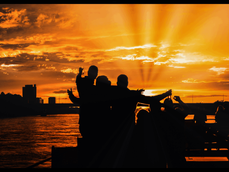 Bonn: Sunset Boat Tour on the Rhine - Good To Know