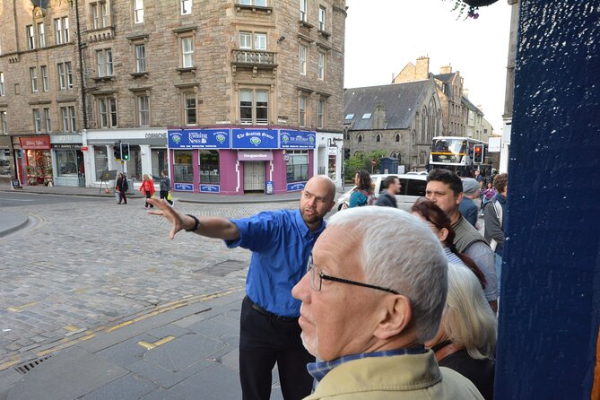 Bonnie Prince Charlies  Edinburgh - An Edinburgh Walking Tour - Exploring Candlemaker Row