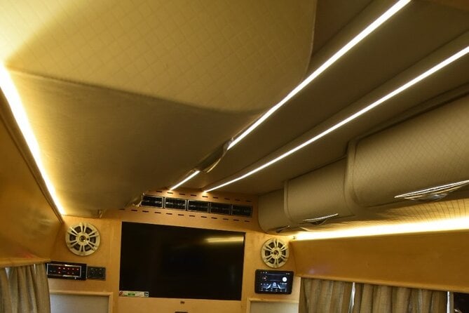 Book A Caravan in Indore - Customer Reviews and Ratings