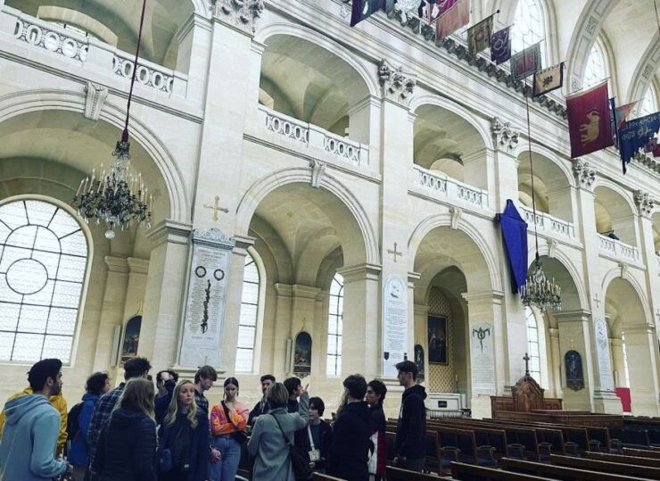 Book a Local Friend & Explore Paris! - Activity Details