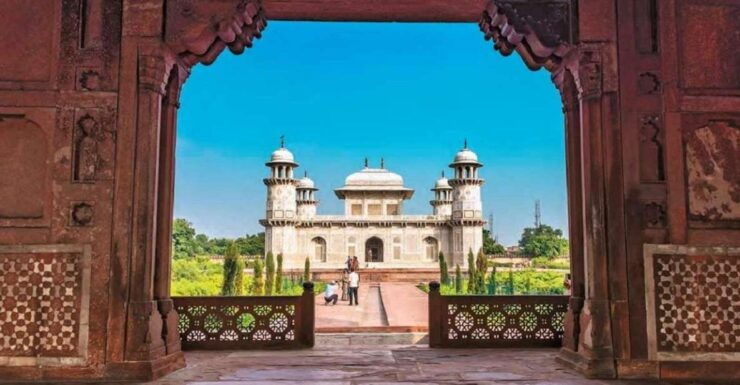 Book Cab & Tour Guide for Agra Tour - Good To Know