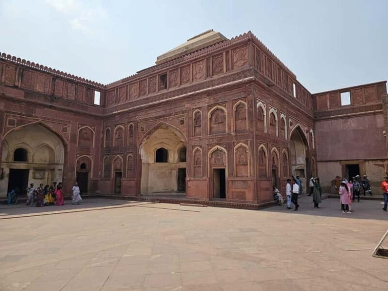 Book Private Guided Tour Taj Mahal & Agra Fort Tour Full Day - The Experience & Guides