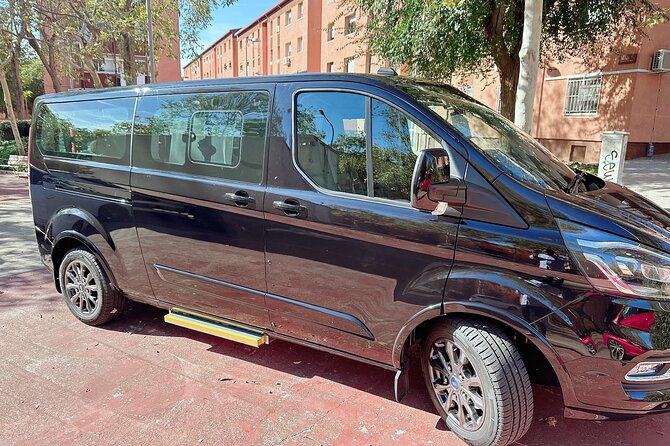 Book Private Transfers From Barcelona Airport to Barcelona City - The Sum Up