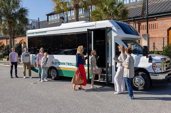 Boone Hall Plantation Day Tour with Transportation - Who Should Consider This Tour?