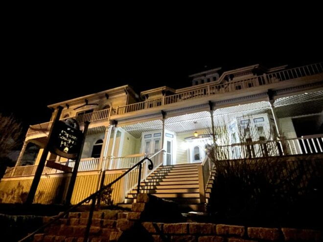 Boothbay Haunted Ghost Walking Tour - Haunted Inns and B&Bs
