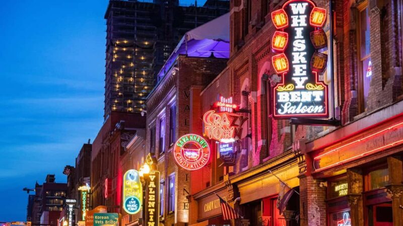 Bootleg & Barrels: A Tennessee Whiskey Tasting Experience - An In-Depth Look at the Experience