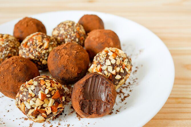 Boozy Truffles Class in Jacksonville - An In-depth Look at the Boozy Truffles Class Experience