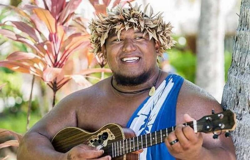 Bora Bora: Lagoon Snorkeling Half-Day Private Boat Tour - What to Expect During the Tour