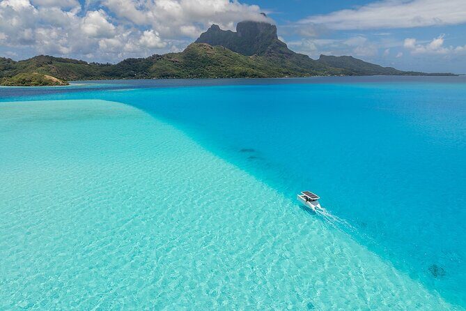 Bora Bora Private Solar Boat Experience - An In-Depth Look at the Bora Bora Solar Boat Experience
