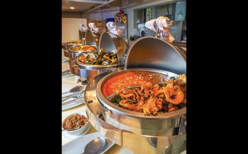 Boracay: Beachfront Buffet with Live Music - The Meal: What to Expect