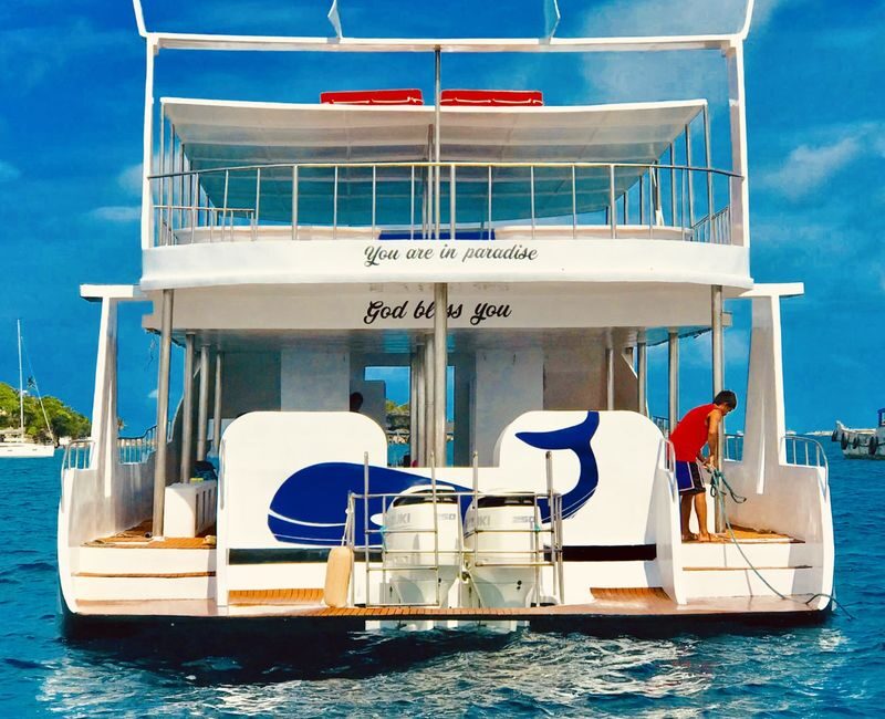 Boracay Coral Garden One-Day Island Hopping Tour - A join-in trip means sharing the day
