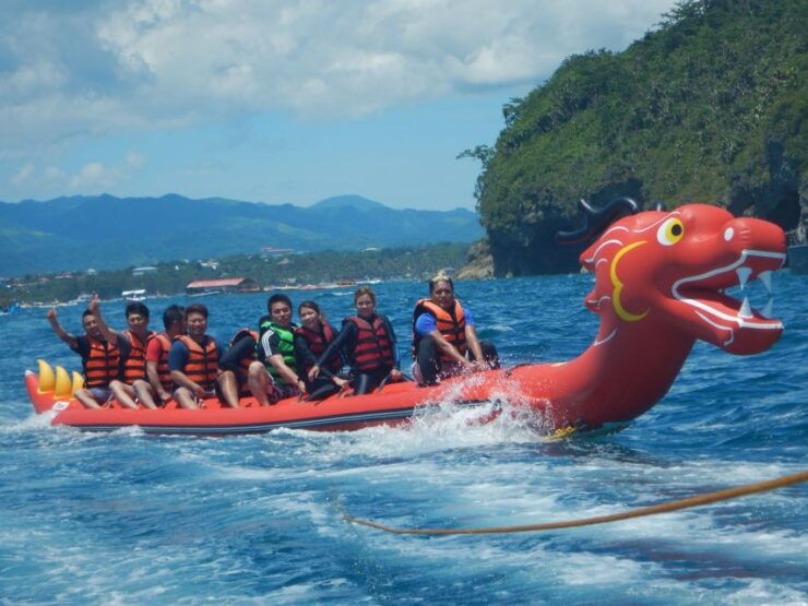 Boracay: Inflatable Banana or Dragon Boat Ride - Experience Details