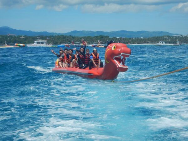 Boracay: Inflatable Banana or Dragon Boat Ride - Common Questions