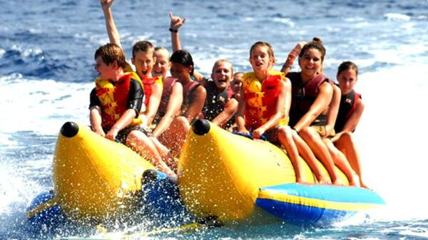 Boracay: Inflatable Banana or Dragon Boat Ride - The Sum Up