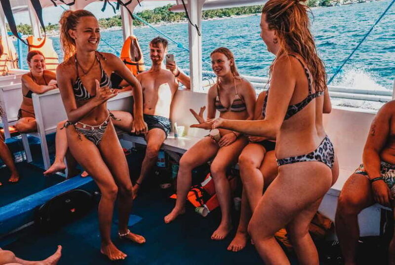 Boracay: Island Hopping & Cliff Jumping by Haqqy Life - FAQ