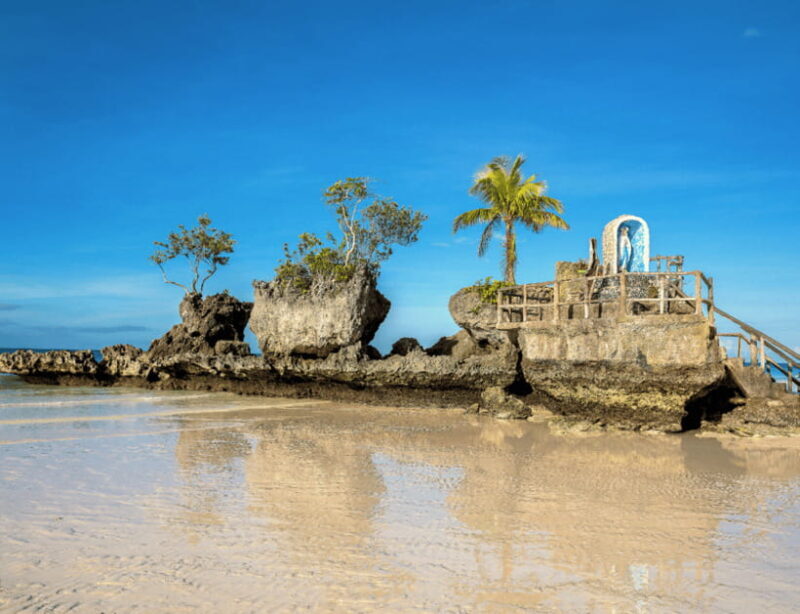 Boracay: Island Hopping with Lunch, Helmet Diving & ATV - Good To Know