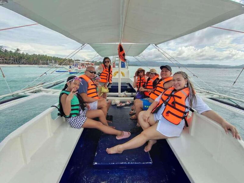 Boracay: Island Hopping with Lunch - What’s Included and What’s Not