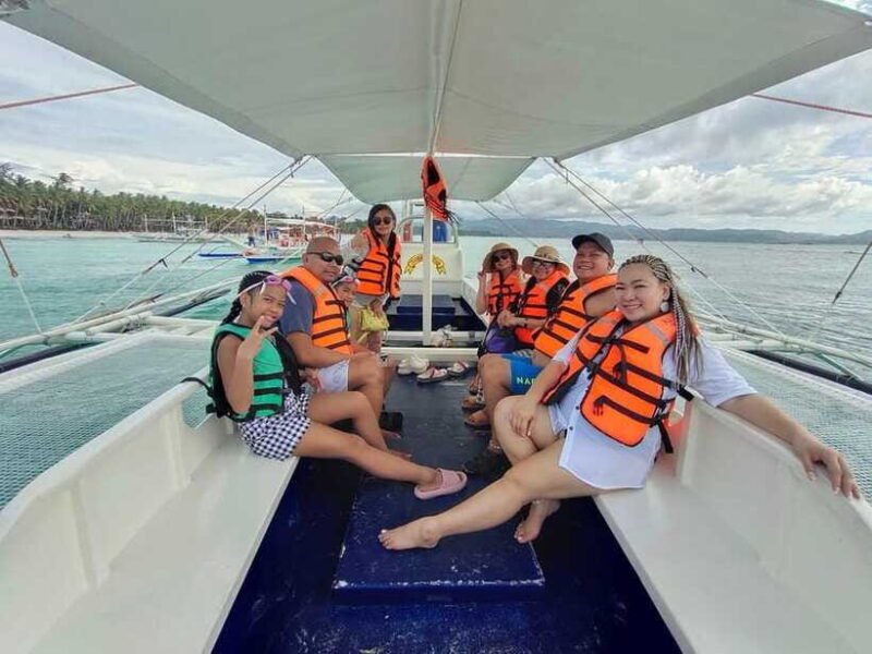 Boracay: Island Hopping with Lunch - Practical Tips for a Smooth Trip