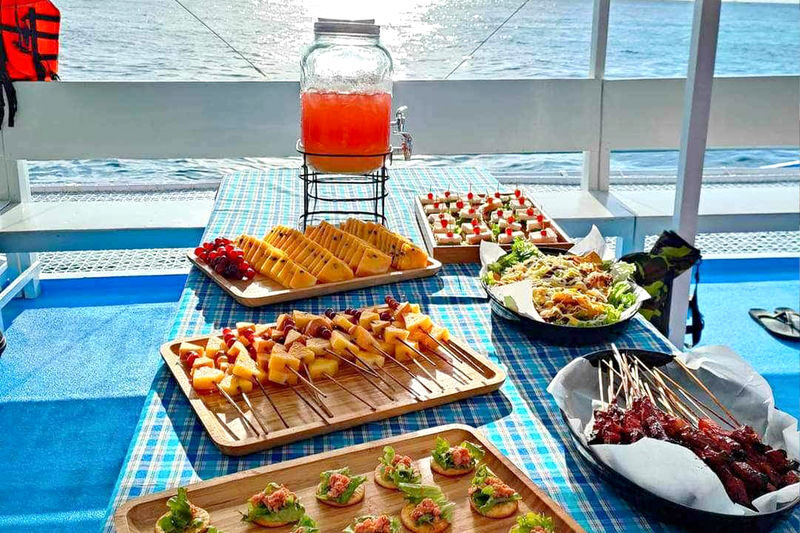 Boracay Island Rhythm Sunset Cruise Experience - Is the join-in price good value?