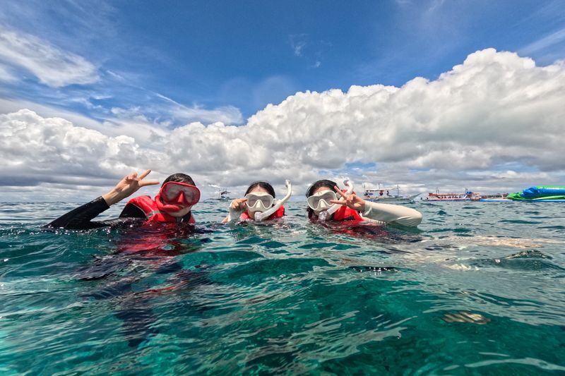 Boracay Red Wave Cruise and Island Hopping - An hour of snorkelling, paddling, and splashy stunts