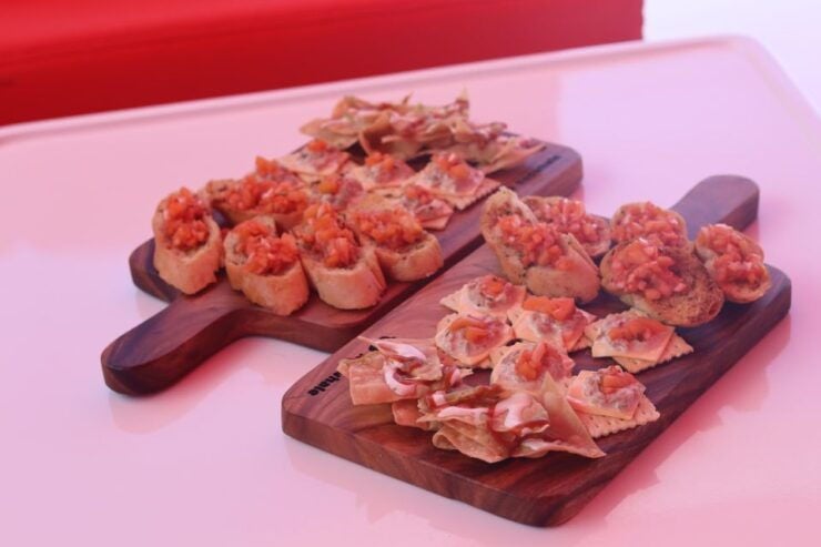 Boracay: Yacht Party With Activities, Food, and Drinks - Experience Highlights