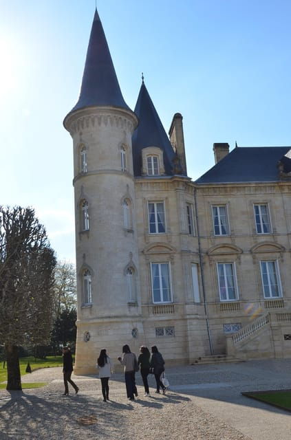 Bordeaux Backcountry E-Bike Tour With Lunch & Wine Tasting - Wine Tasting Experience