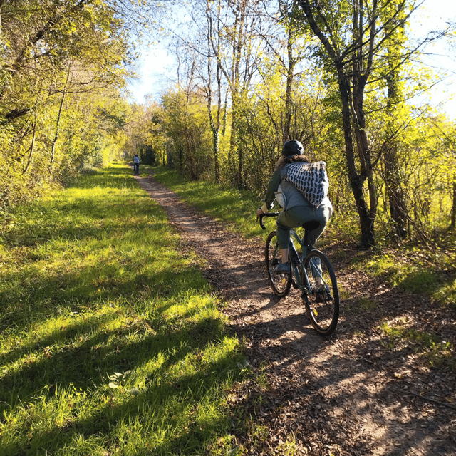 Bordeaux by Gravel Bike : Historic Center & Vineyards - Key Landmarks Along the Way