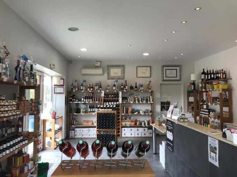 Bordeaux: Château Saint Ahon classic tour - The Sum Up