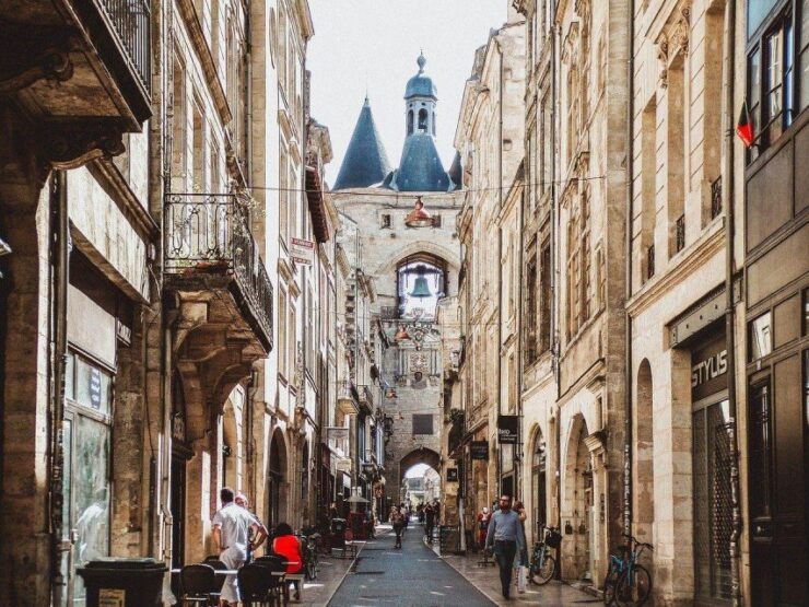 Bordeaux Christmas Market Tour - Experience Highlights and Activities