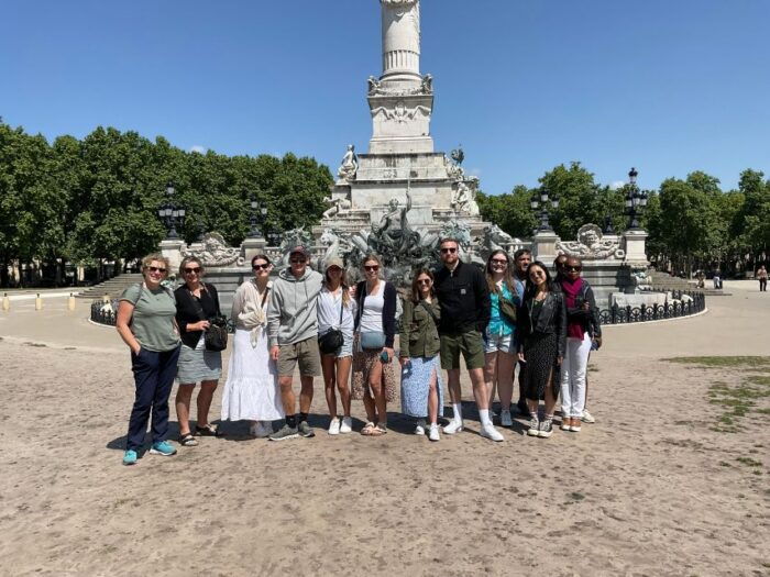 Bordeaux: City Highlights Guided Walking Tour - Marveling at the Place De La Bourse