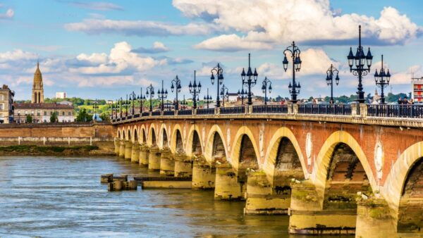 Bordeaux: City Highlights & Self-Guided Scavenger Hunt Tour - The Sum Up