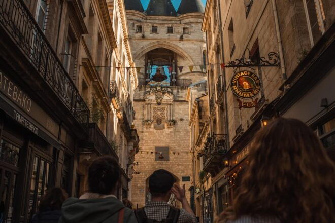 Bordeaux: Dinner Food Tour - Unique Culinary Experiences