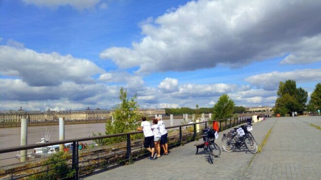 Bordeaux: Essentials 3-Hour Bike Ride - Tour Highlights