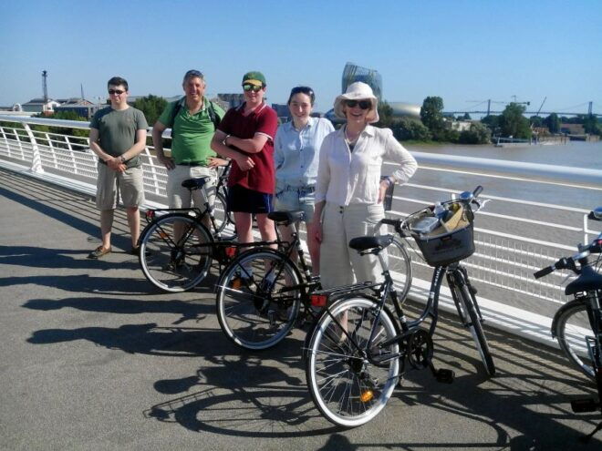 Bordeaux: Essentials 3-Hour Bike Ride - Customer Reviews