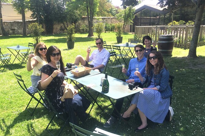 Bordeaux Essentials - Full Day Tour With Gourmet Picnic Lunch - Gourmet Picnic Lunch in the Vines